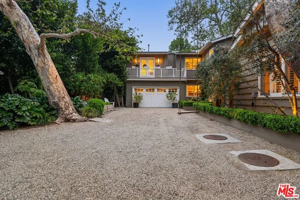 $3,995,000 | 3354 Mandeville Canyon Road, Los Angeles, CA 90049