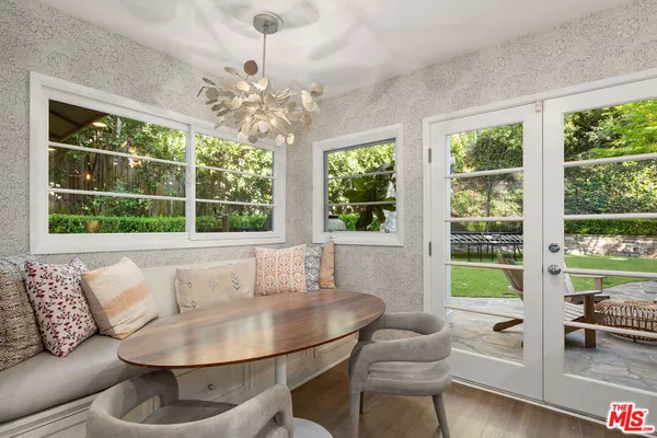 $3,995,000 | 3354 Mandeville Canyon Road, Los Angeles, CA 90049