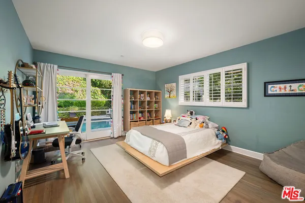 $3,995,000 | 3354 Mandeville Canyon Road, Los Angeles, CA 90049