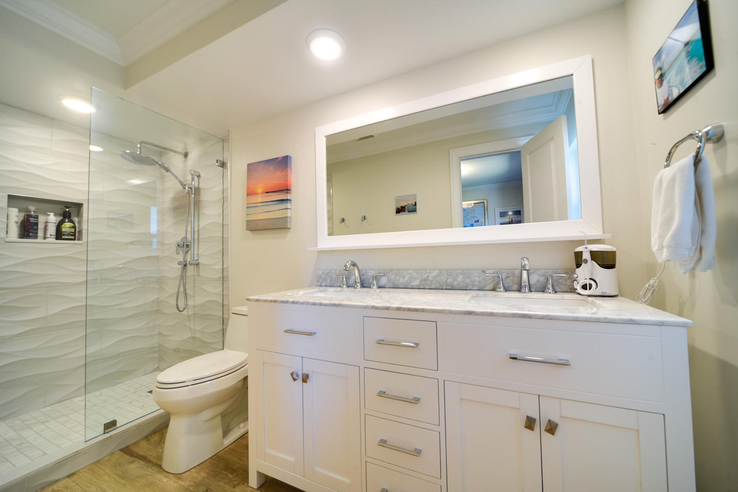 110 Southwest 11th Avenue Boca Raton, FL 33486 - Photo 22 of 35 21 Second Full Bathroom - on 2nd Floor