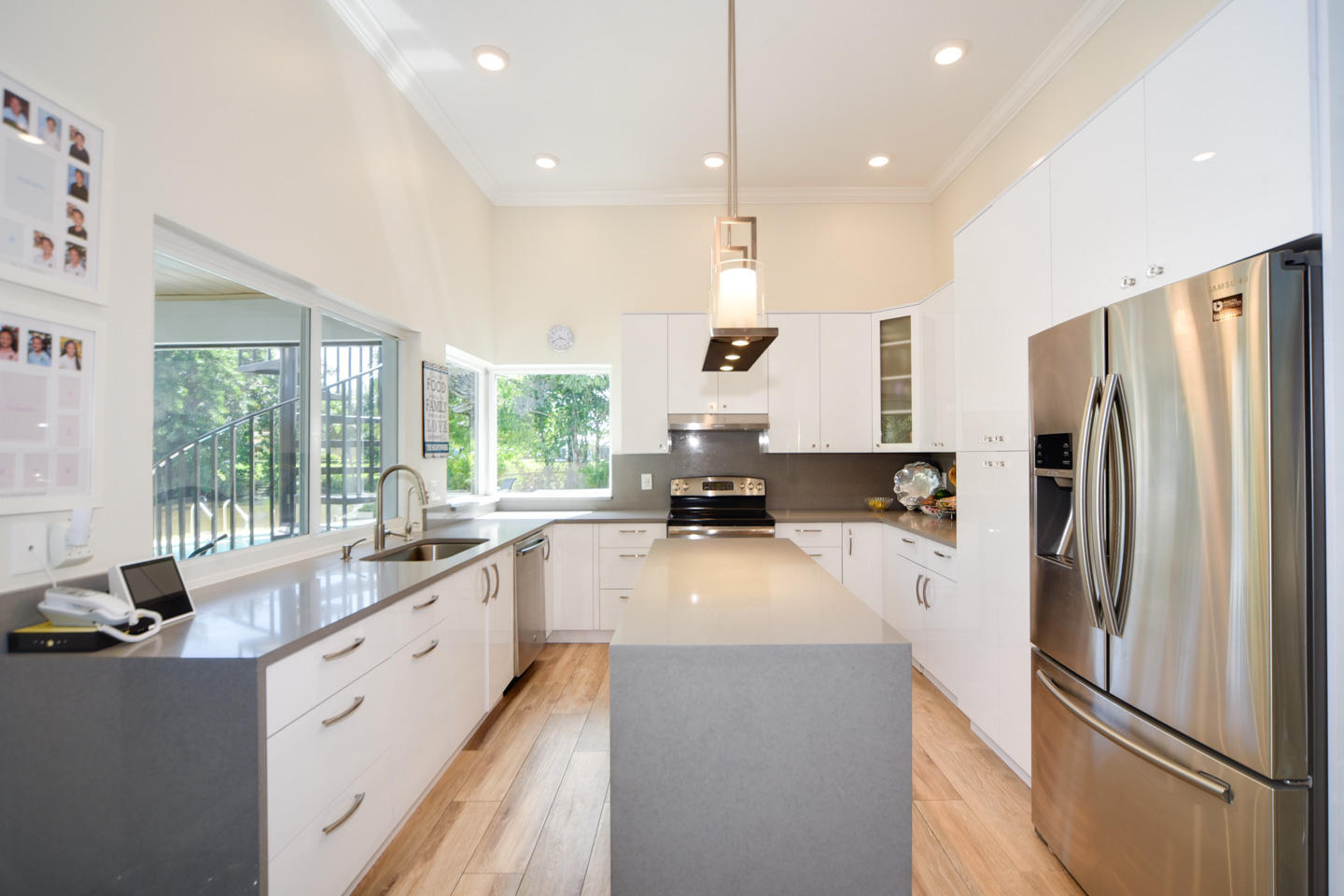 110 Southwest 11th Avenue Boca Raton, FL 33486 - Photo 5 of 35 04 Kitchen