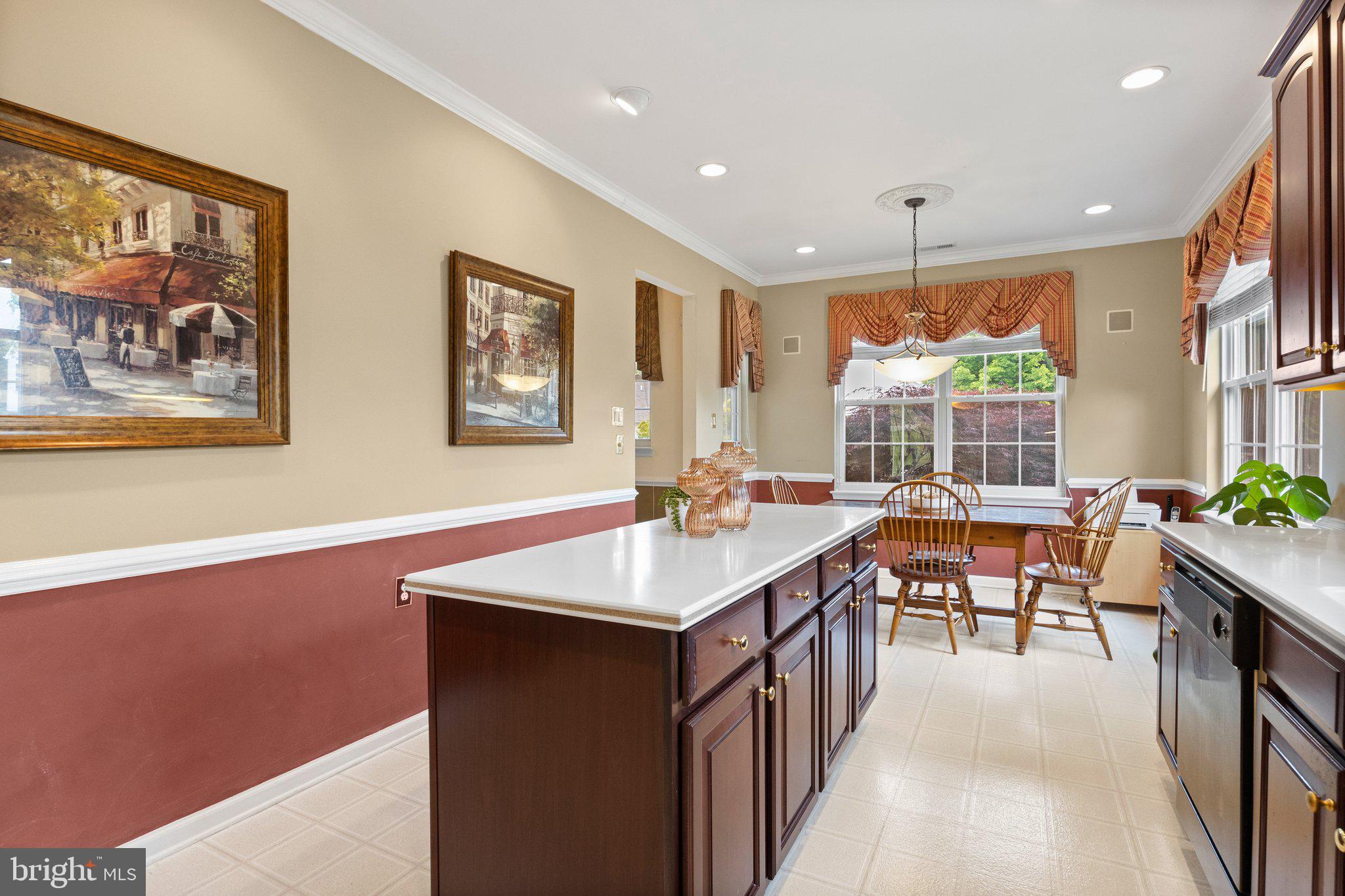 35 Goldfields Avenue Langhorne, PA 19047 - Photo 7 of 30 Kitchen