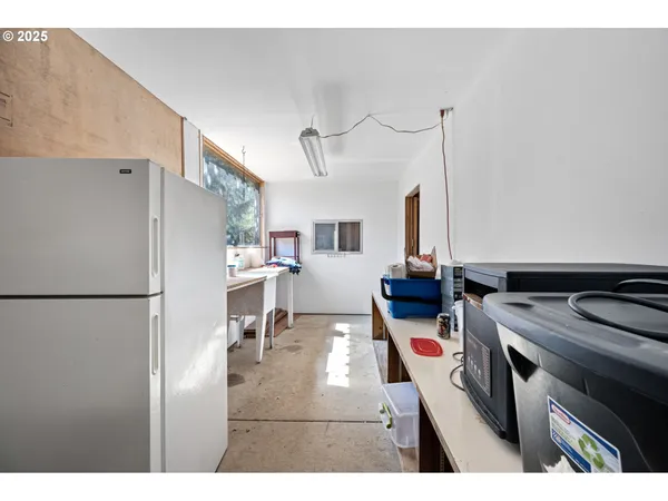 $1,750,000 | 89731 Indian Creek Road, Swisshome, OR 97480