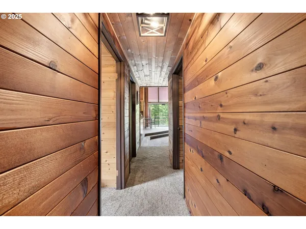 $1,750,000 | 89731 Indian Creek Road, Swisshome, OR 97480