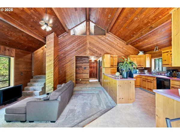 $1,750,000 | 89731 Indian Creek Road, Swisshome, OR 97480