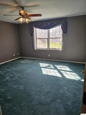 $450,000 | 128 Knollwood, Quincy, IL 62301