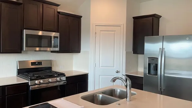 $1,950 | 203 Arnage Drive, Hutto, TX 78634