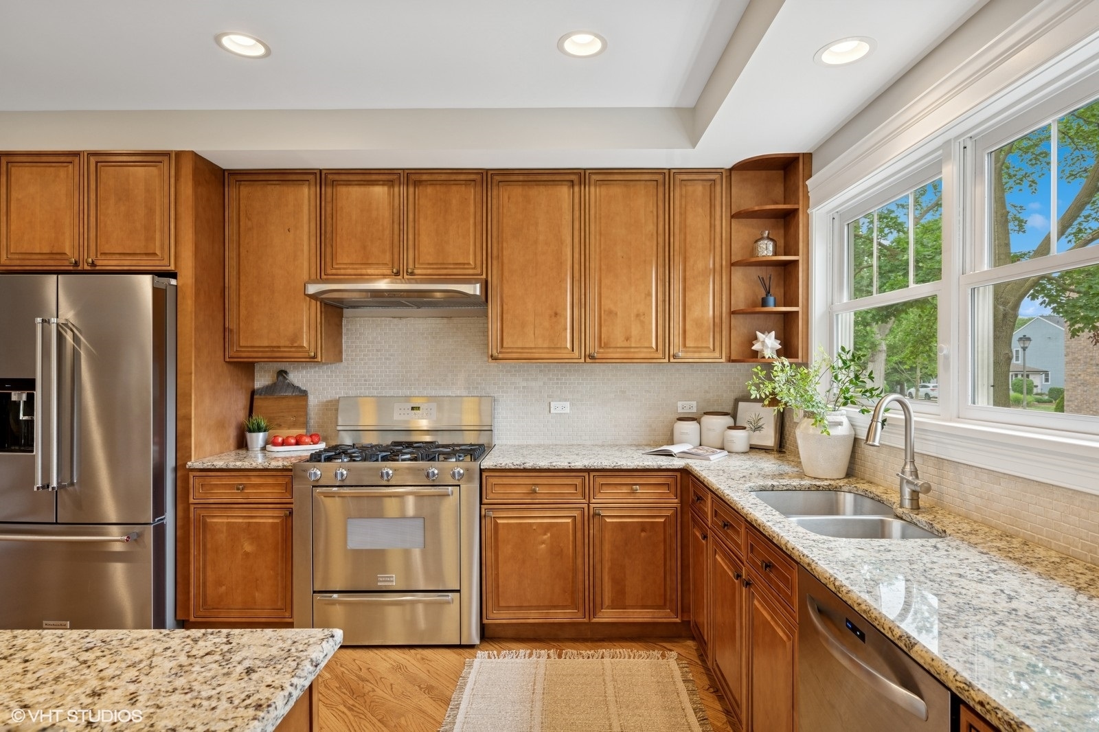 234 East St Charles Road Elmhurst, IL 60126 - Photo 11 of 52