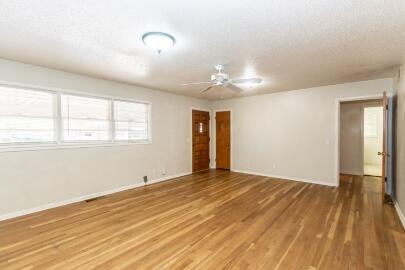 3801 26th Street Lubbock, TX 79410 - Photo 4 of 28 e4ae6c8a-4b04-419c-8131-7d772d6c52ca