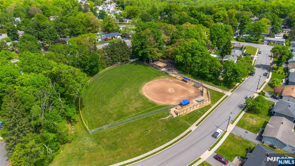 42 Summit Road Oak Ridge, NJ 07438 - Photo 31 of 39