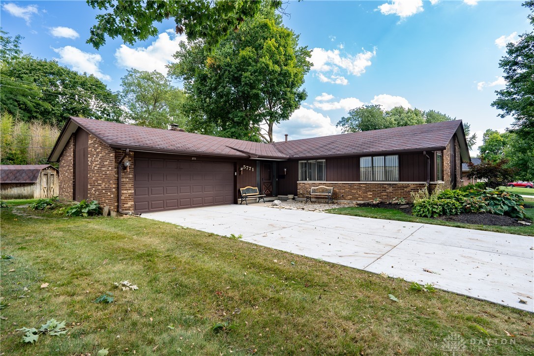 5771 Oak Valley Road Kettering, OH 45440 - Photo 5 of 36