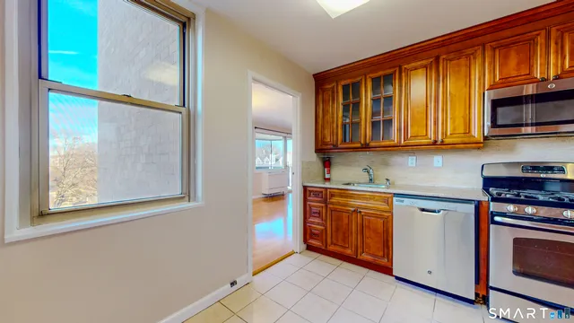 $349,000 | 50 Glenbrook Road, Unit 4E, Stamford, CT 06902