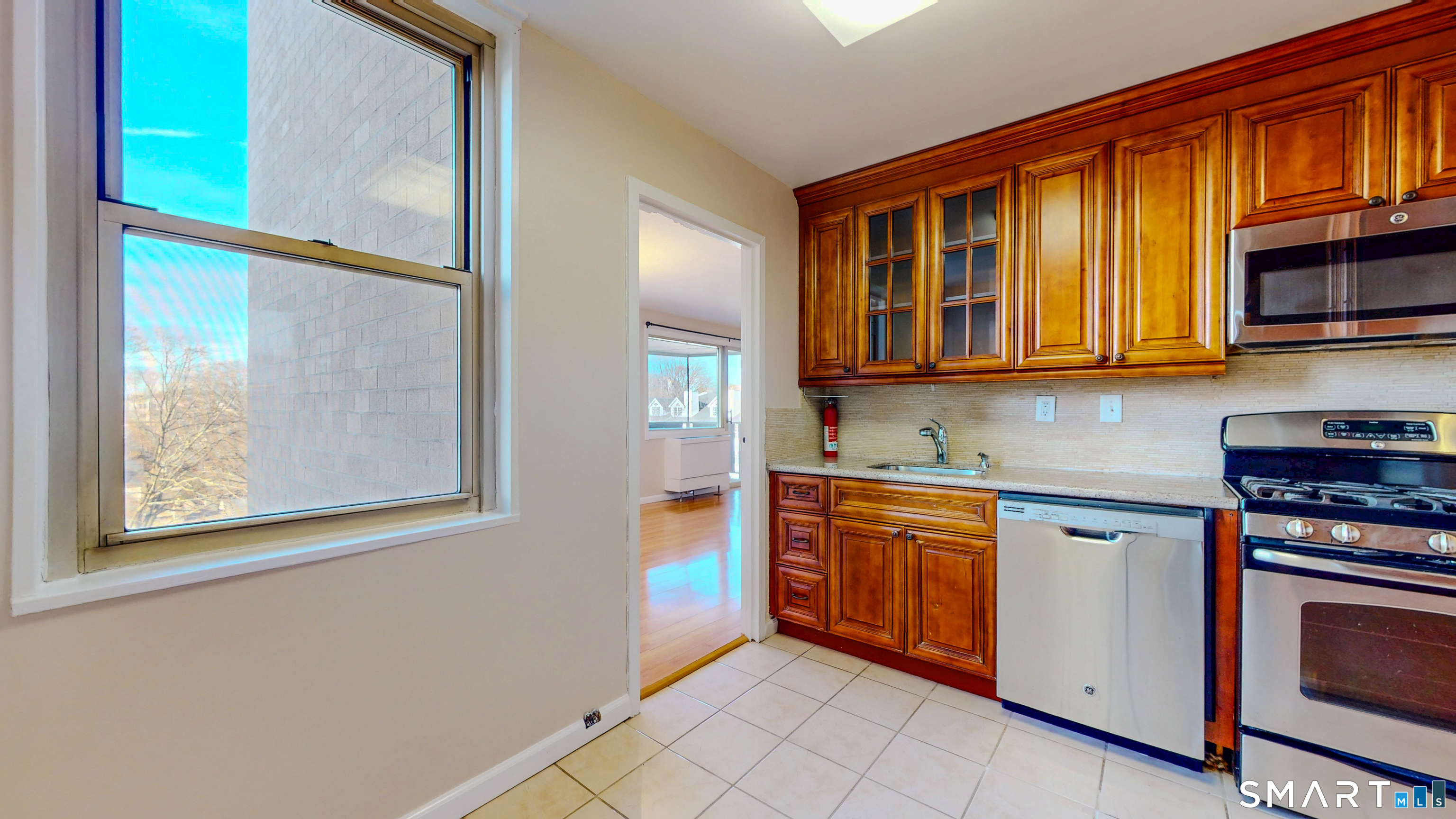 50 Glenbrook Road, Unit 4E Stamford, CT 06902 - Photo 9 of 36