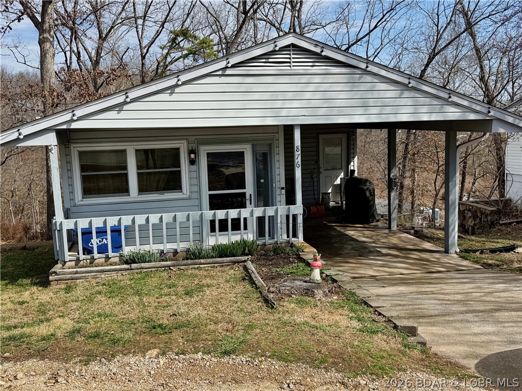 876 Malibu Road Osage Beach, MO 65065 - Photo 10 of 37 Welcome home!