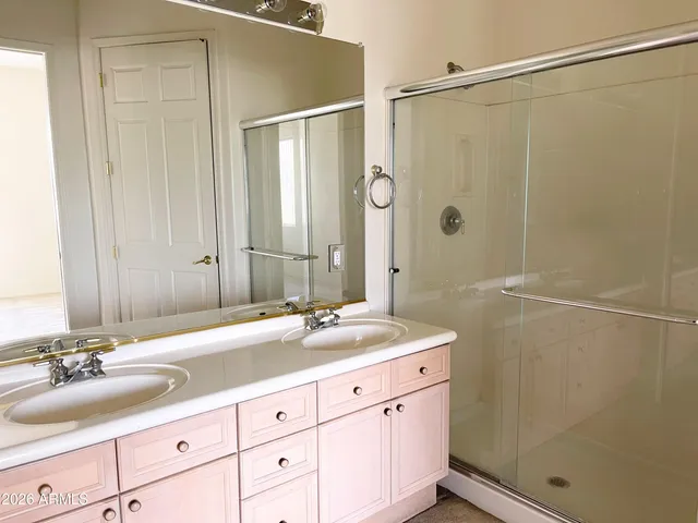 $1,995 | 3800 South Cantabria Circle, Unit 1009, Chandler, AZ 85248