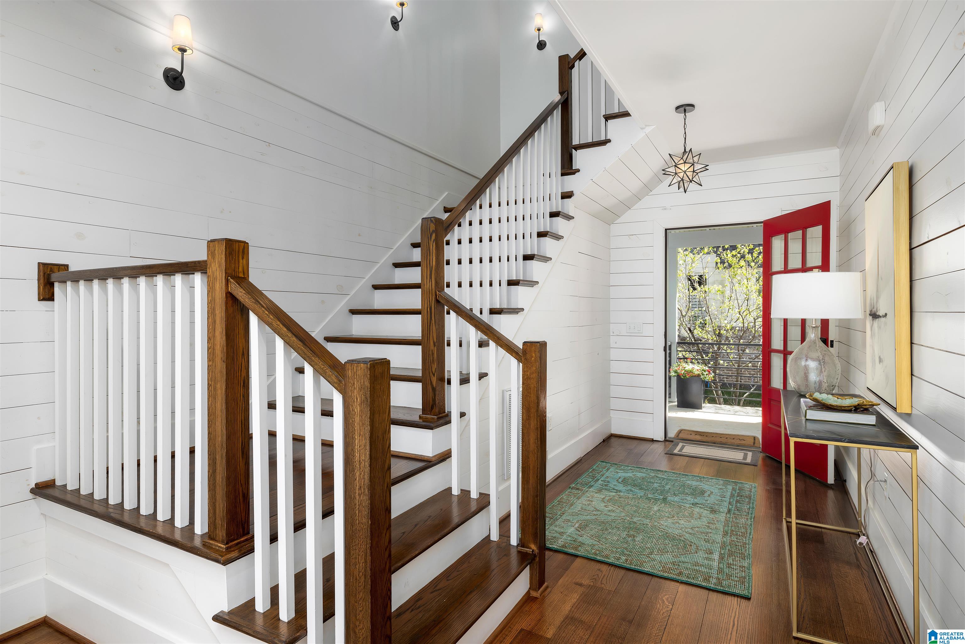 1106 Irving Road Birmingham, AL 35209 - Photo 7 of 52