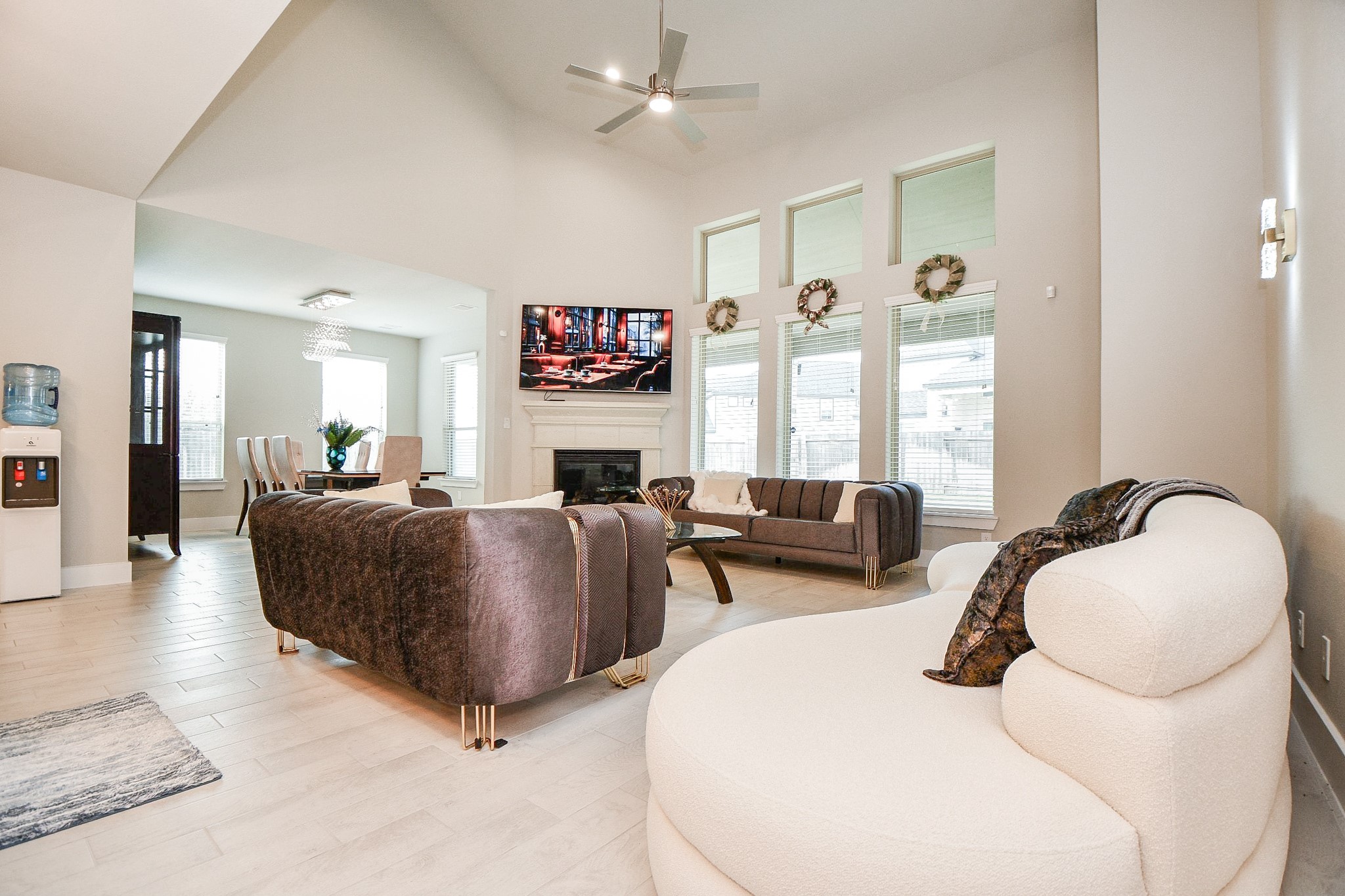 3430 Majestic Pine Lane Rosenberg, TX 77471 - Photo 4 of 32 a living room with furniture and a flat screen tv