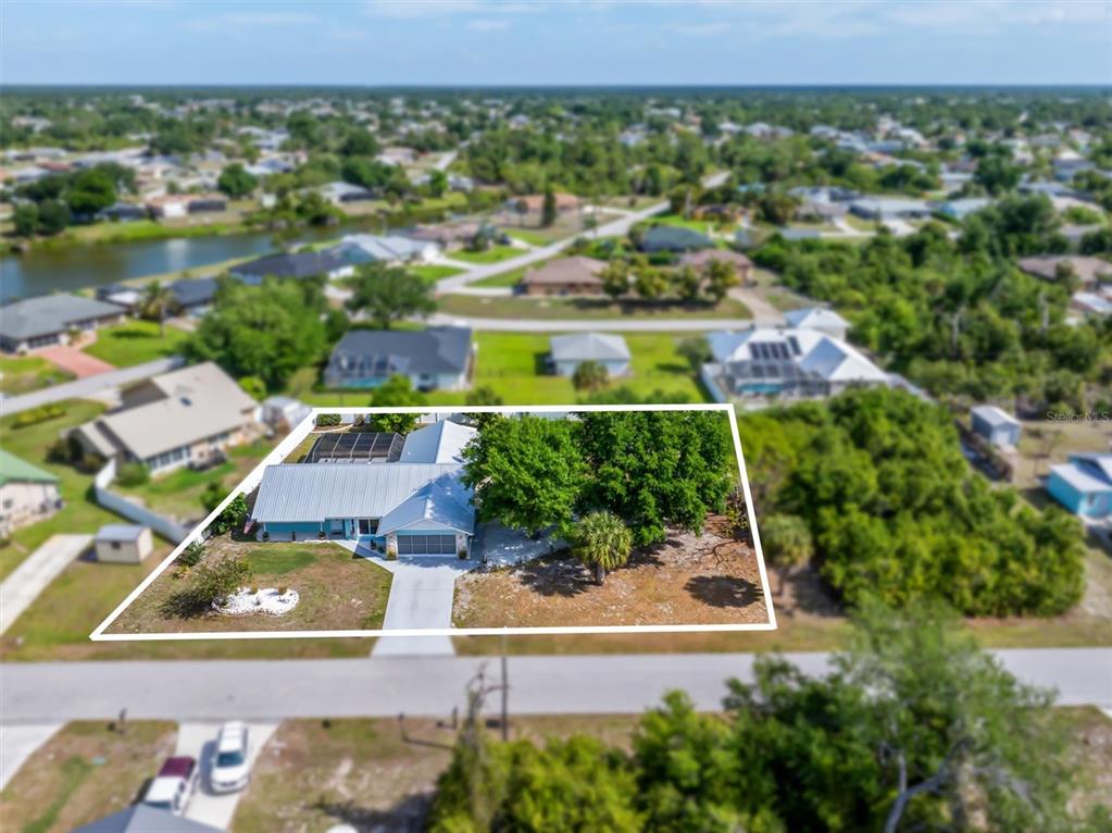 10104 Rafferty Avenue Englewood, FL 34224 - Photo 2 of 50