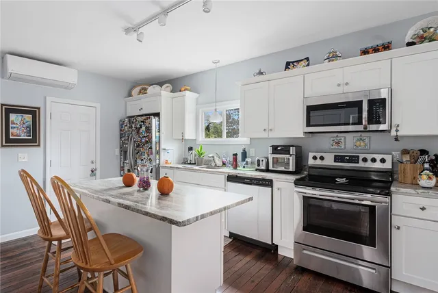 $739,000 | 670 Wickenden Street, Providence, RI 02903