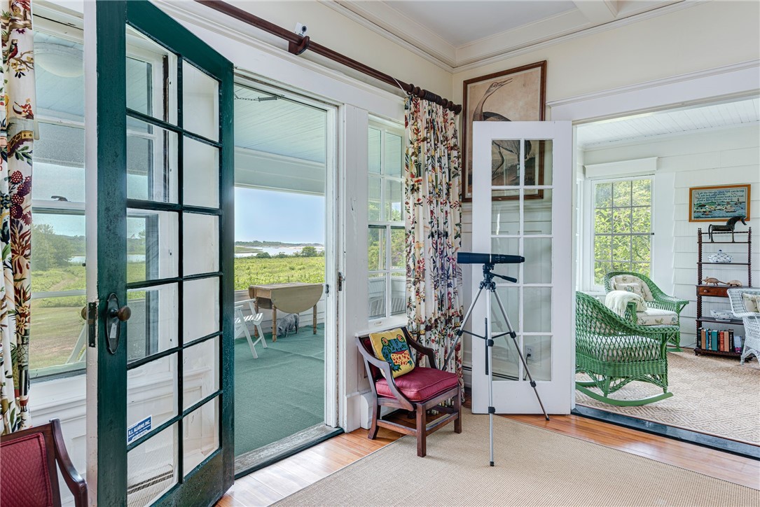 229 Boston Neck Road Narragansett, RI 02882 - Photo 23 of 50