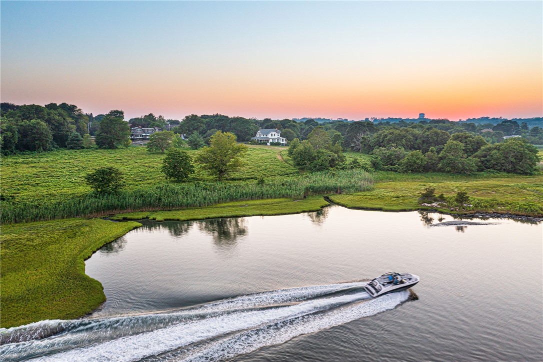 229 Boston Neck Road Narragansett, RI 02882 - Photo 5 of 50