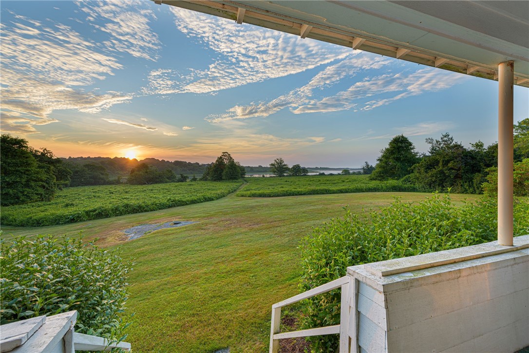 229 Boston Neck Road Narragansett, RI 02882 - Photo 8 of 50
