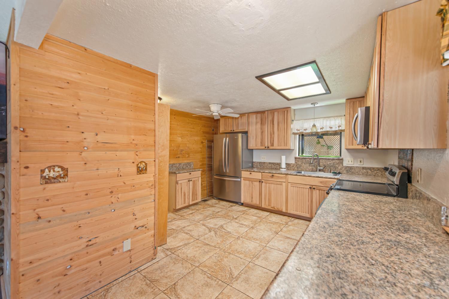 6237 Drop Off Road Pollock Pines, CA 95726 - Photo 22 of 67