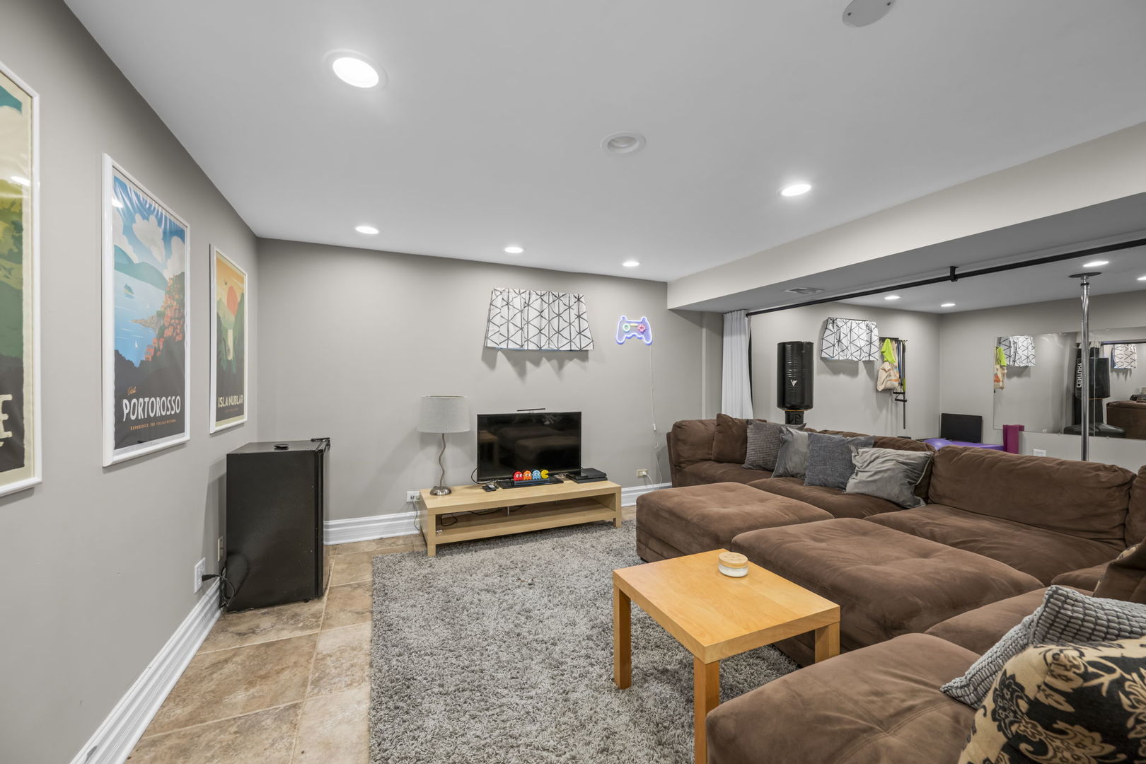 304 South Mt Prospect Road Des Plaines, IL 60016 - Photo 23 of 36 Gallery Image 23