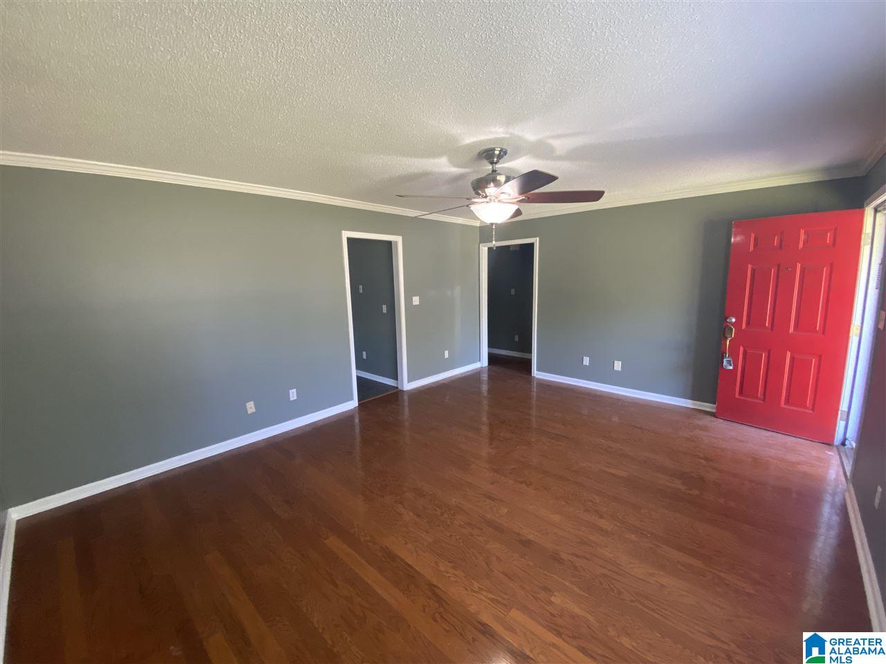 514 Flint Hill Road Bessemer, AL 35022 - Photo 4 of 31
