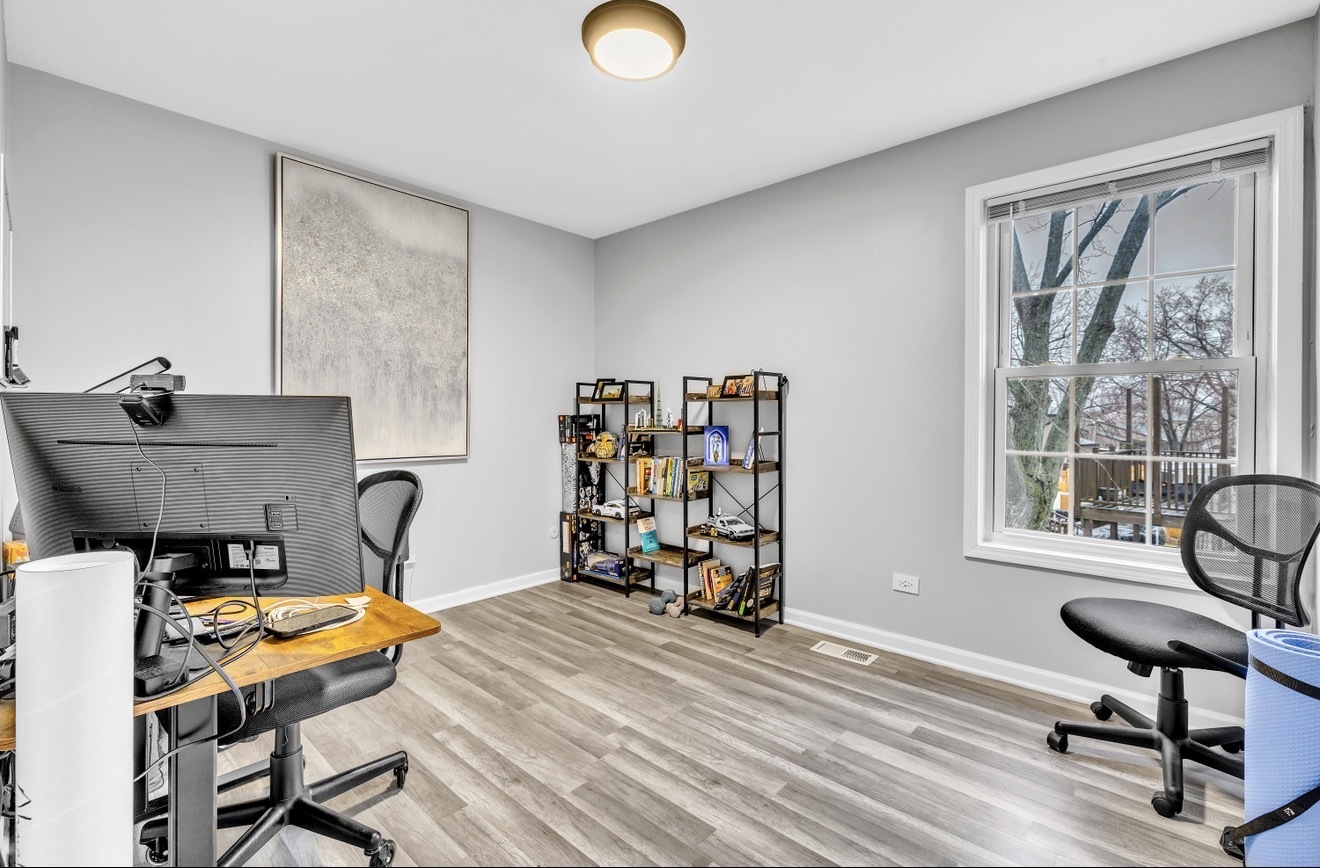 20538 South Frankfort Square Road Frankfort, IL 60423 - Photo 14 of 27 a view of a workspace with furniture and a window