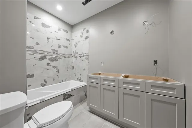 $475,000 | 3717 Brooklyn Avenue, Kansas City, MO 64109