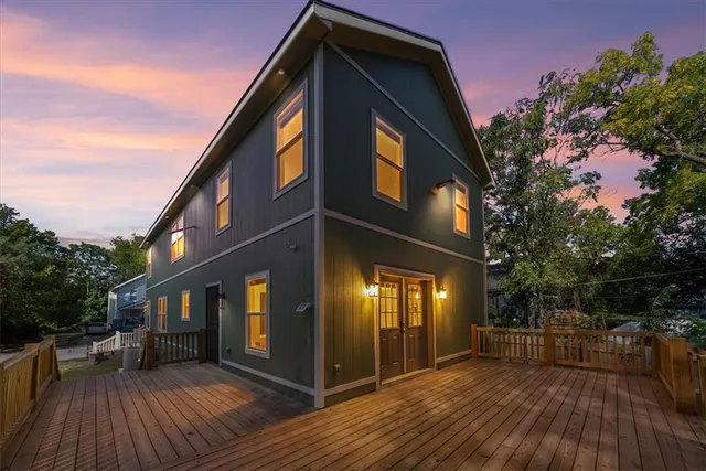 $475,000 | 3717 Brooklyn Avenue, Kansas City, MO 64109