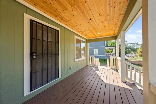 $475,000 | 3717 Brooklyn Avenue, Kansas City, MO 64109