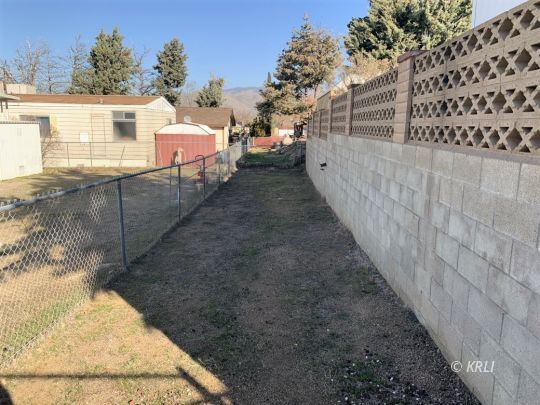5005 Shawnee Road Weldon, CA 93283 - Photo 6 of 17 Gallery Image 6