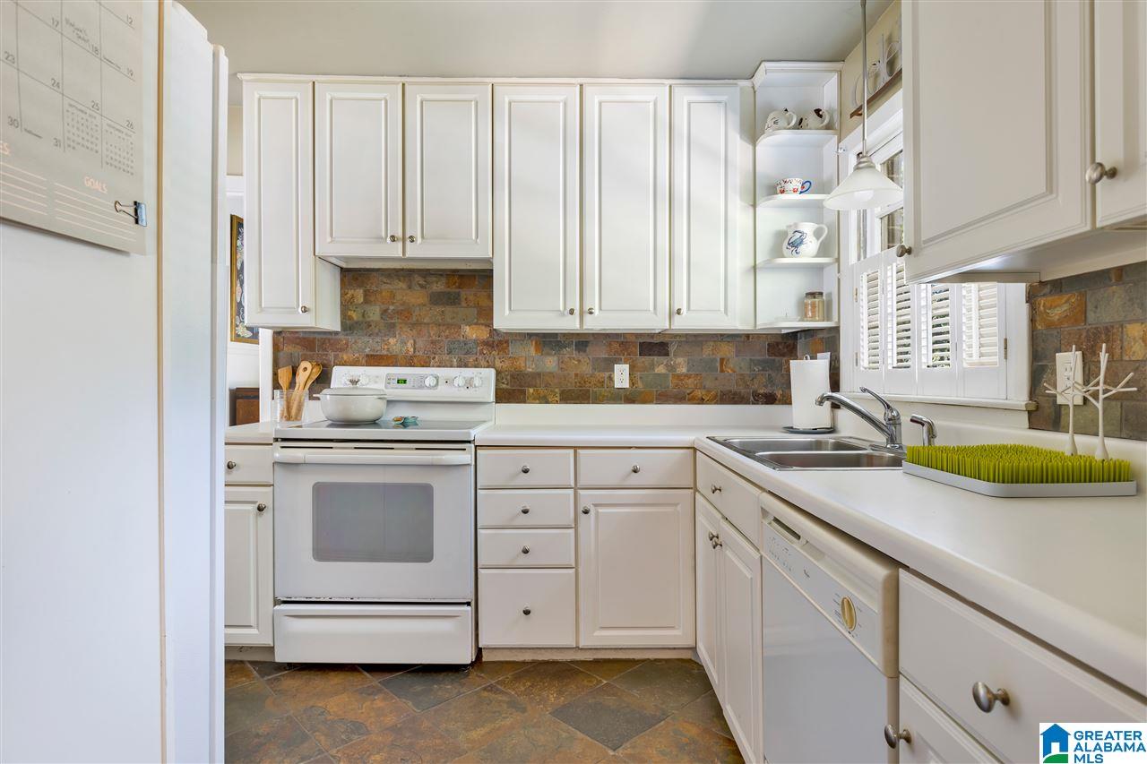 120 Stoneview Road Birmingham, AL 35210 - Photo 10 of 26