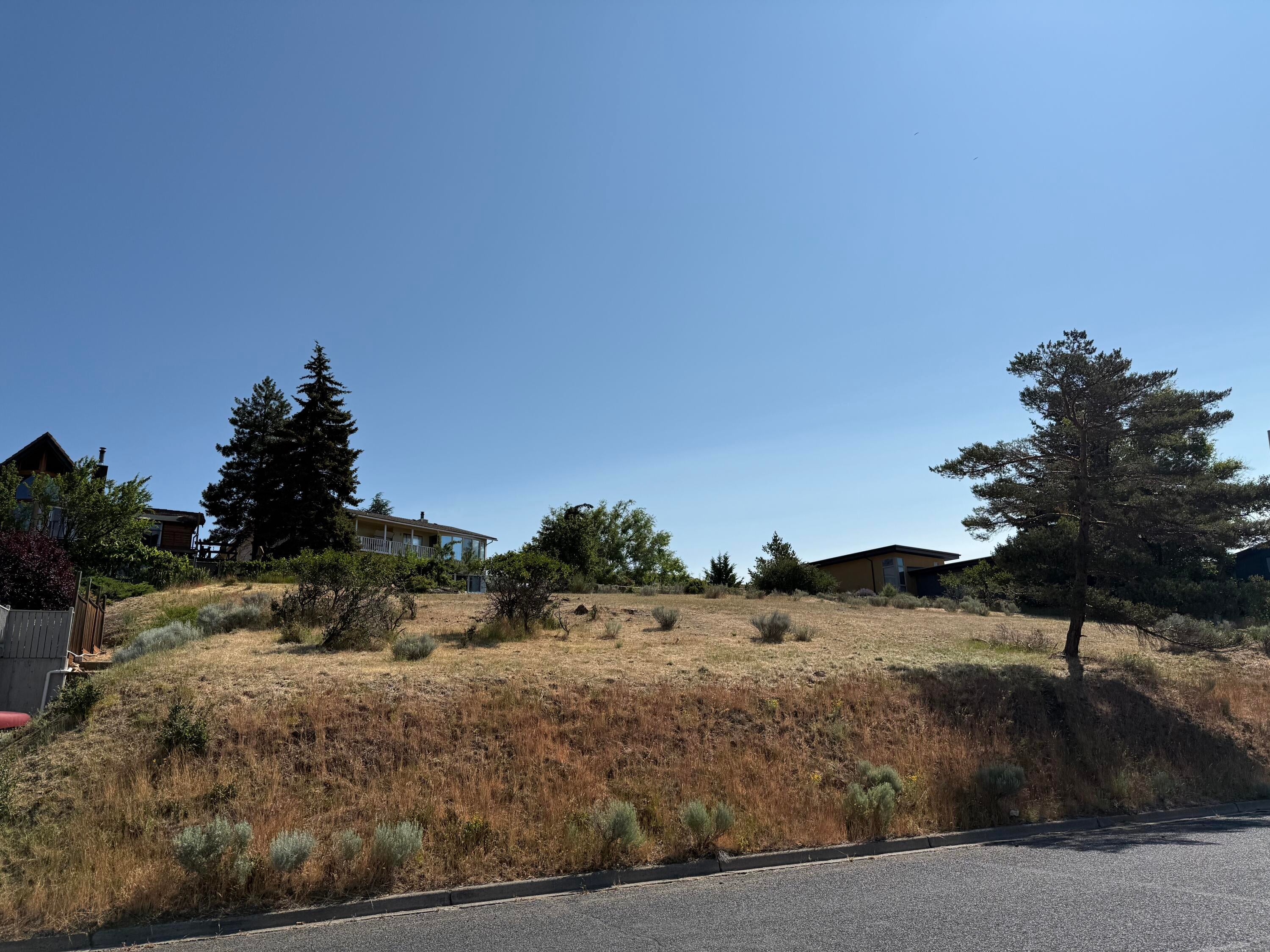 1601 Ridgecrest Drive Klamath Falls, OR 97601 - Photo 6 of 7 IMG_5221