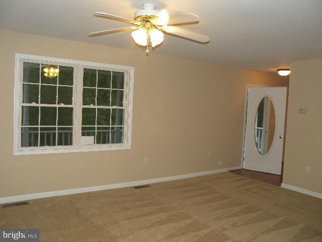 3285 Stingray Road Goldvein, VA 22720 - Photo 2 of 27 Family Room