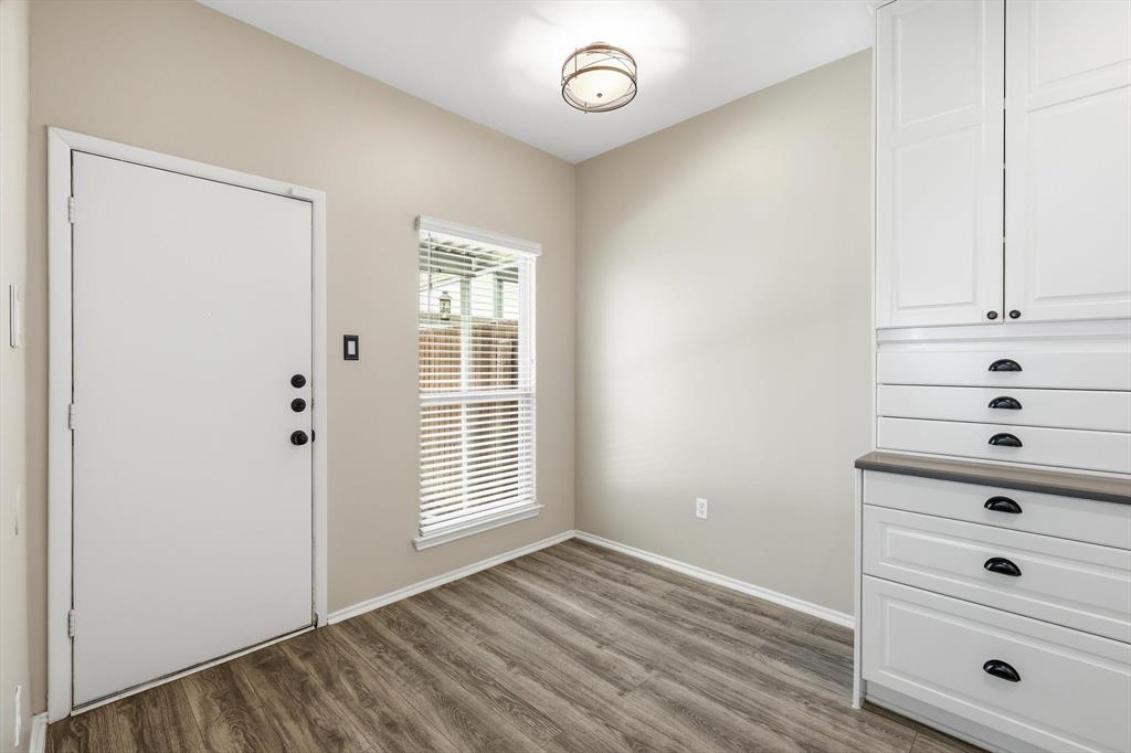 2917 Roxboro Road Euless, TX 76039 - Photo 7 of 24