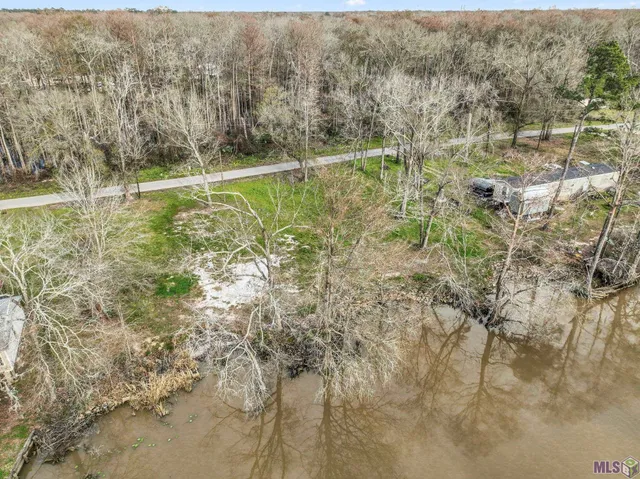 $75,000 | 47846 Amite River Road, St. Amant, LA 70774