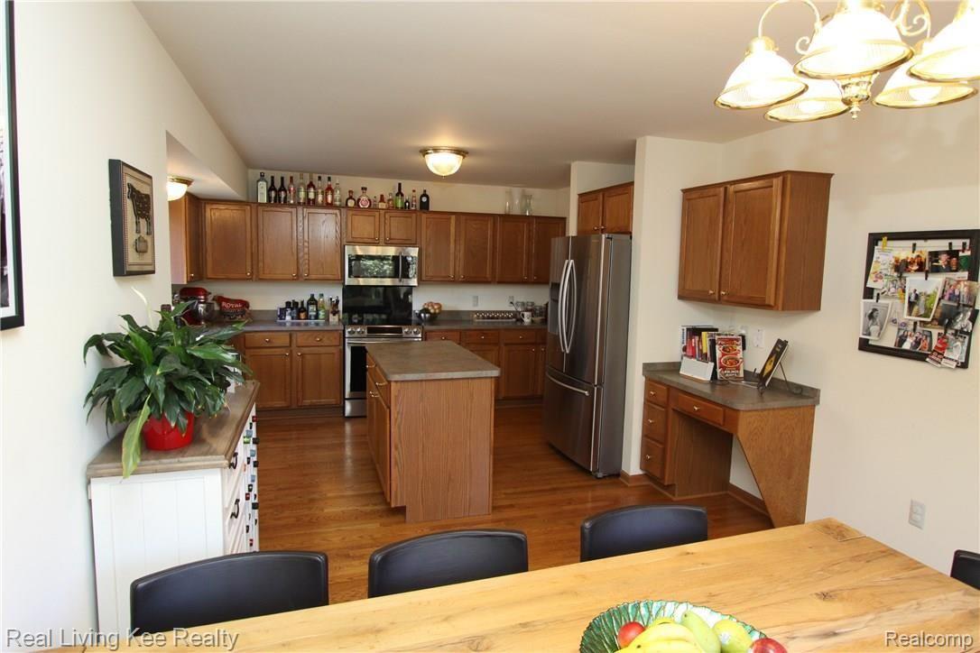 3822 Beechcrest Road Rochester, MI 48309 - Photo 28 of 65 IMG_0130.JPG