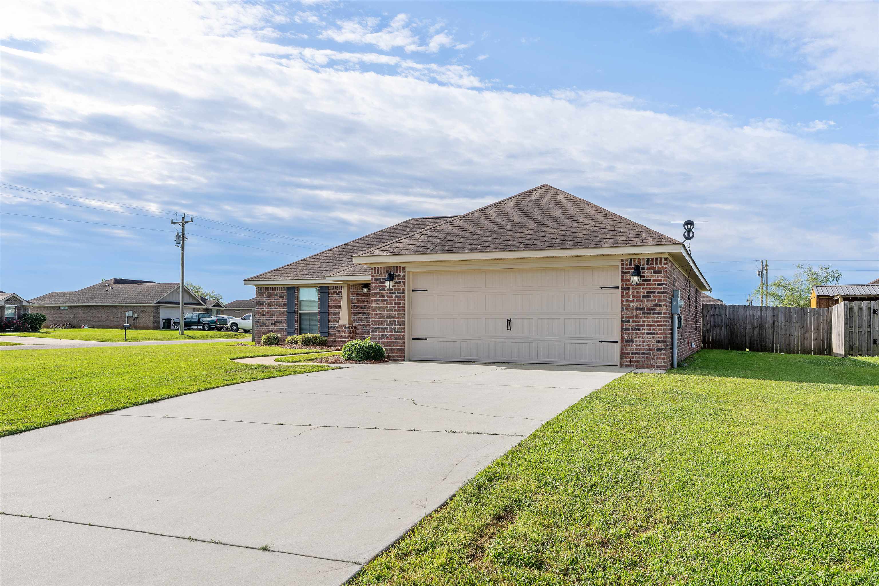 15644 Talus Court Foley, AL 36535 - Photo 4 of 22