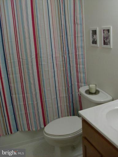 5015 Benning Road Southeast Washington, DC 20019 - Photo 14 of 25 Bath #1