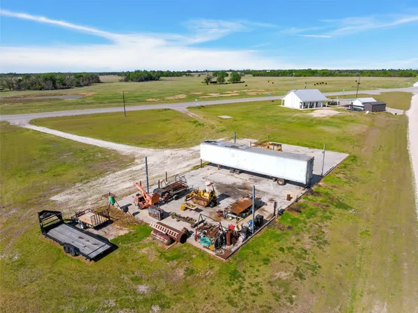 $279,900 | 511 Highway 7, Kosse, TX 76653