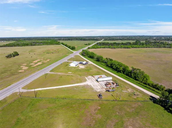 $279,900 | 511 Highway 7, Kosse, TX 76653