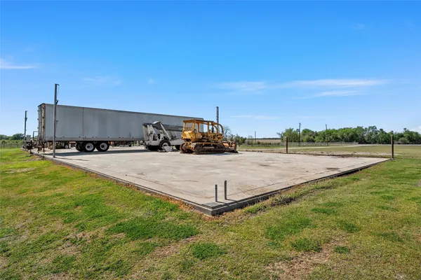 $279,900 | 511 Highway 7, Kosse, TX 76653