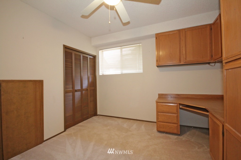 15624 Southeast 168th Street Renton, WA 98058 - Photo 19 of 25 Gallery Image 19