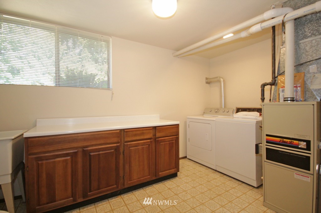 15624 Southeast 168th Street Renton, WA 98058 - Photo 23 of 25 Gallery Image 23