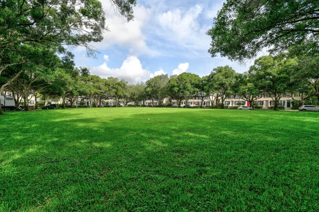 $3,600 | 354 Jacaranda Drive, Jupiter, FL 33458