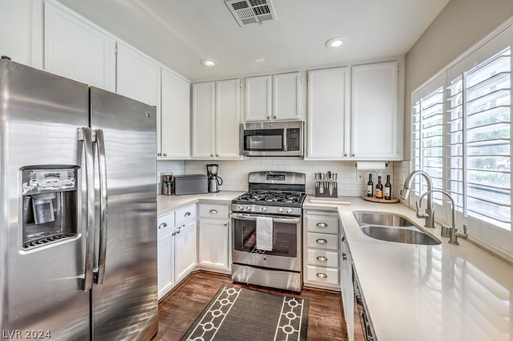 2676 Ridgewater Circle Henderson, NV 89074 - Photo 2 of 41