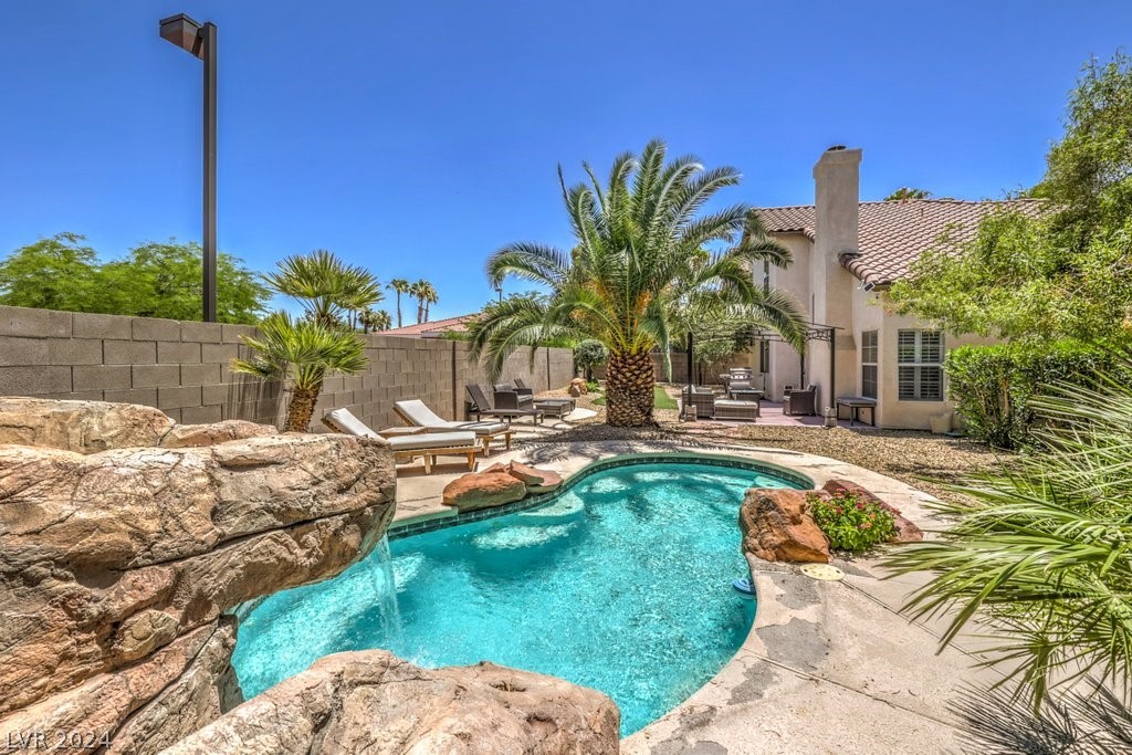 2676 Ridgewater Circle Henderson, NV 89074 - Photo 3 of 41